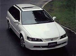 Honda Accord VI 2.2i Wagon фото